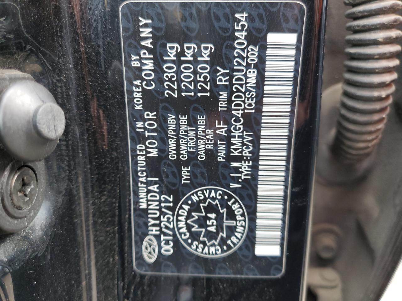 2013 Hyundai Genesis 3.8L VIN: KMHGC4DD2DU220454 Lot: 90321465