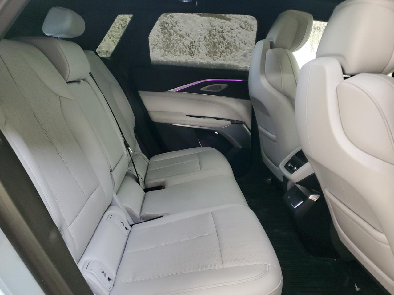 2024 Cadillac Lyriq Luxury VIN: 1GYKPRRKXRZ105435 Lot: 92072795