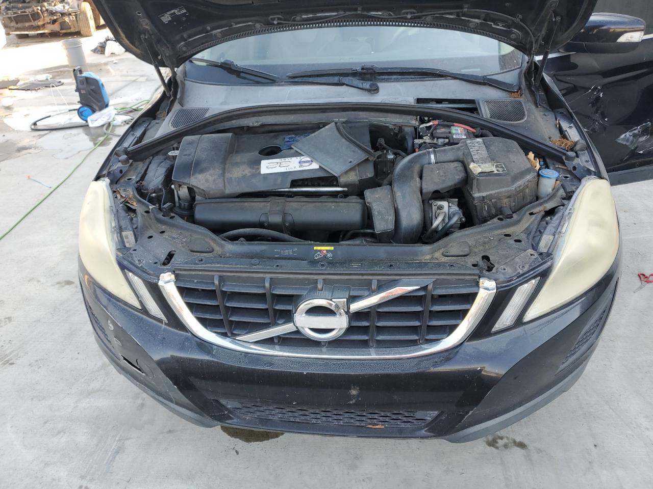 2011 Volvo Xc60 3.2 VIN: YV4952DL9B2175070 Lot: 91353555