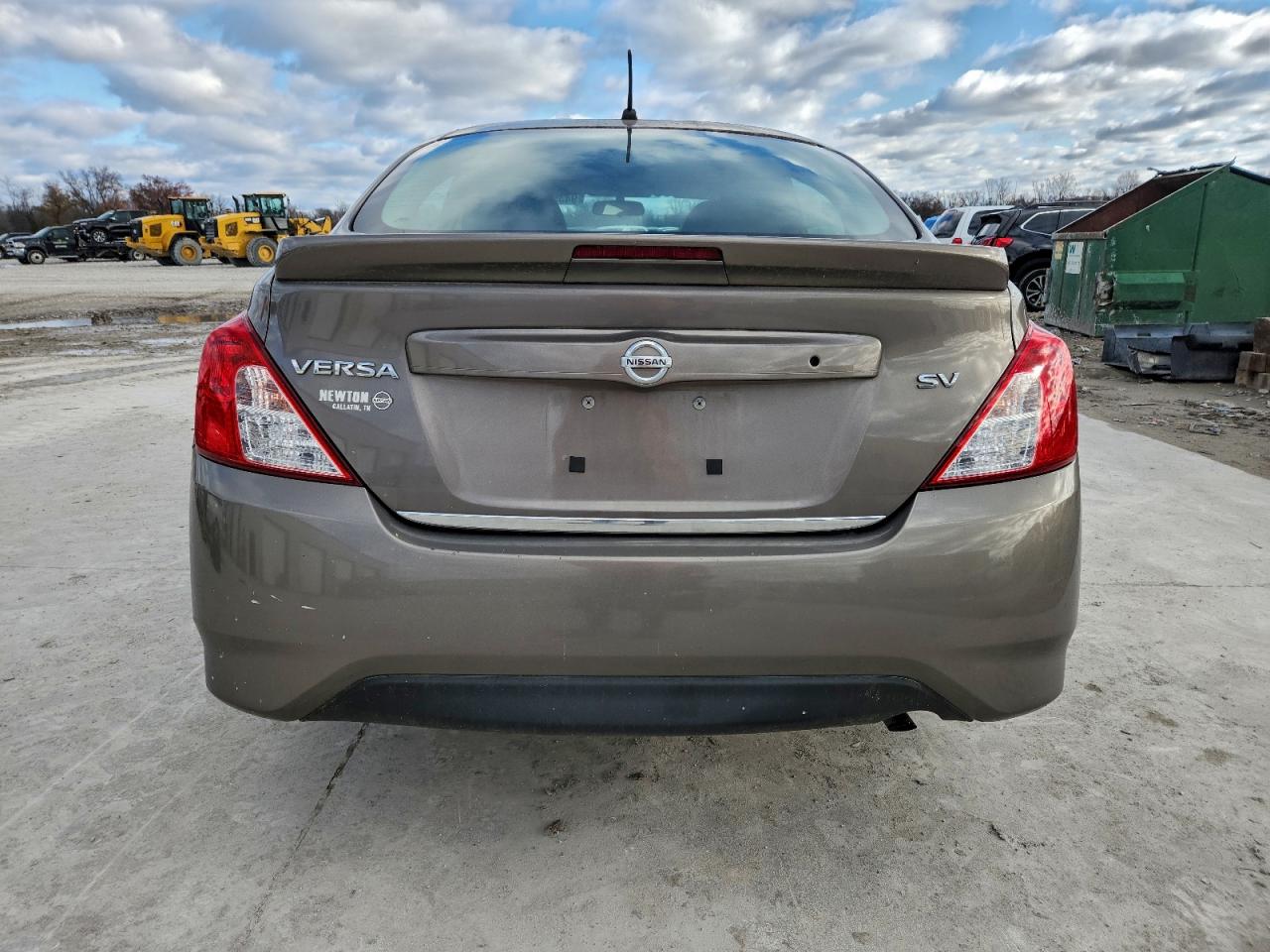 2017 Nissan Versa S VIN: 3N1CN7APXHL856488 Lot: 94356095