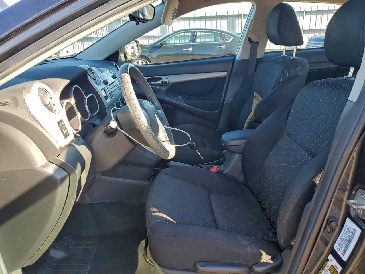 2009 Pontiac Vibe VIN: 5Y2SP67069Z415099 Lot: 93952865