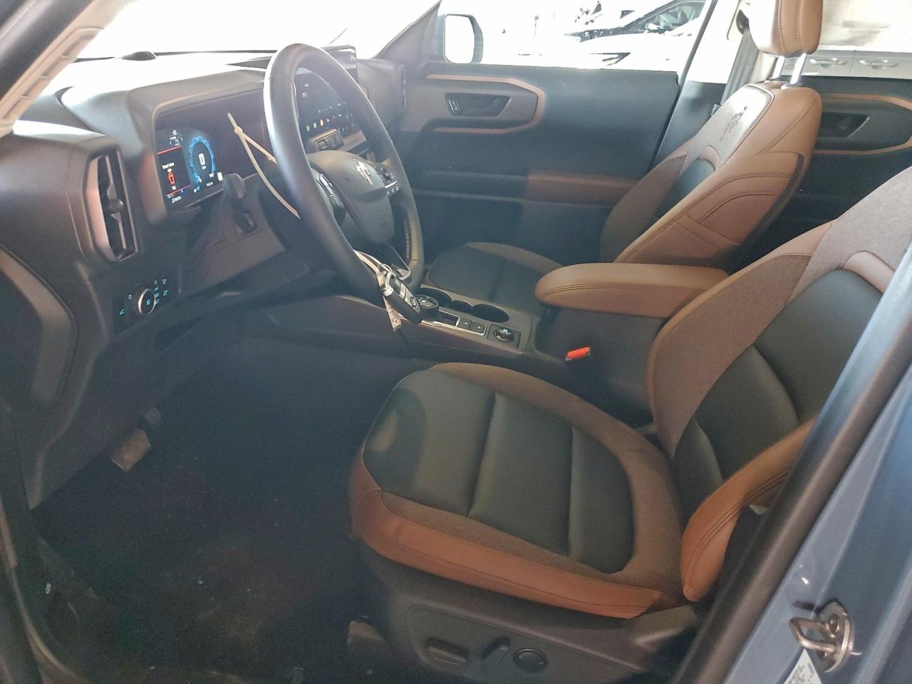 2025 Ford Bronco Sport Outer Banks VIN: 3FMCR9CN4SRE29364 Lot: 91881315