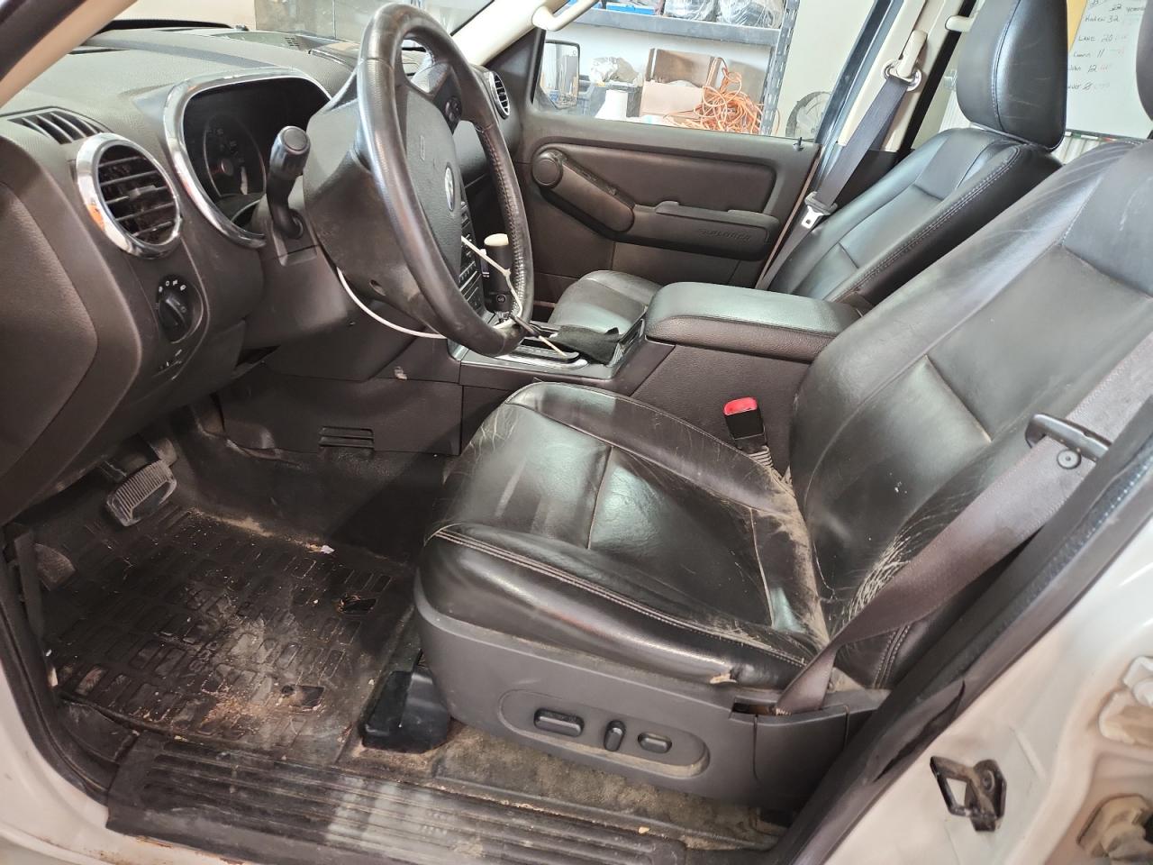 2010 Ford Explorer Sport Trac Limited VIN: 1FMEU5D85AUA08026 Lot: 93385925