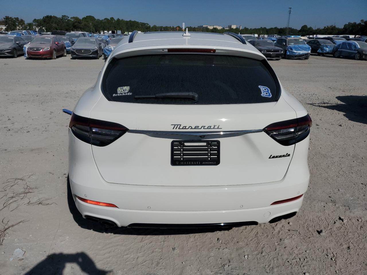2022 Maserati Levante Base VIN: ZN661XUA1NX406658 Lot: 92033935
