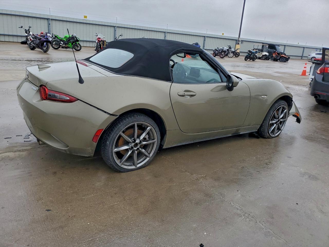 2023 Mazda Mx-5 Miata Grand Touring VIN: JM1NDAD72P0557607 Lot: 94361755