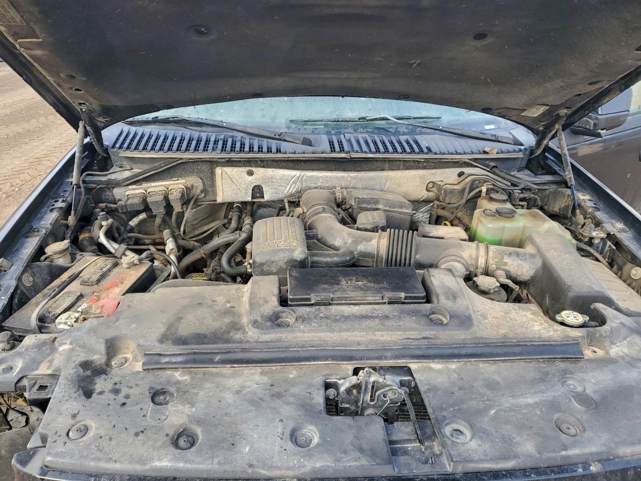 2010 Ford Expedition Limited VIN: 1FMJU2A57AEB54381 Lot: 93238785