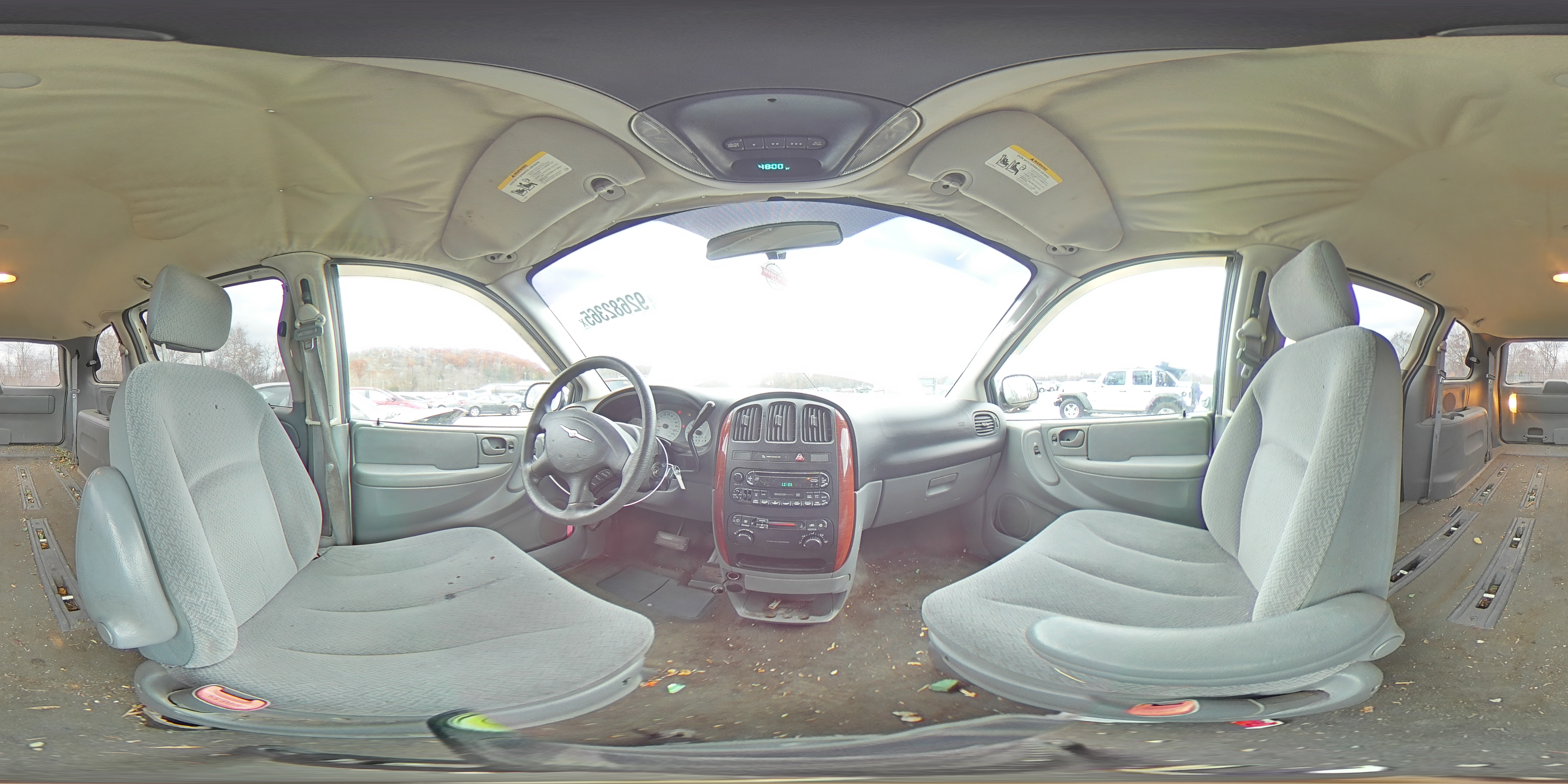 2006 Chrysler Town & Country VIN: 1A4GP45R76B611126 Lot: 92682365