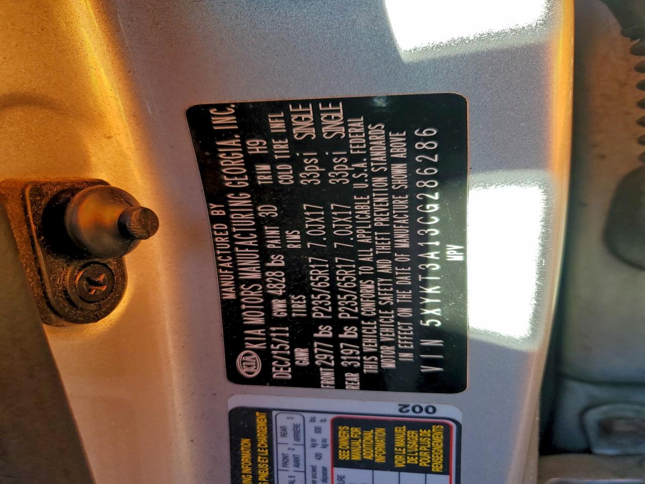 2012 Kia Sorento Base VIN: 5XYKT3A13CG286286 Lot: 94381515