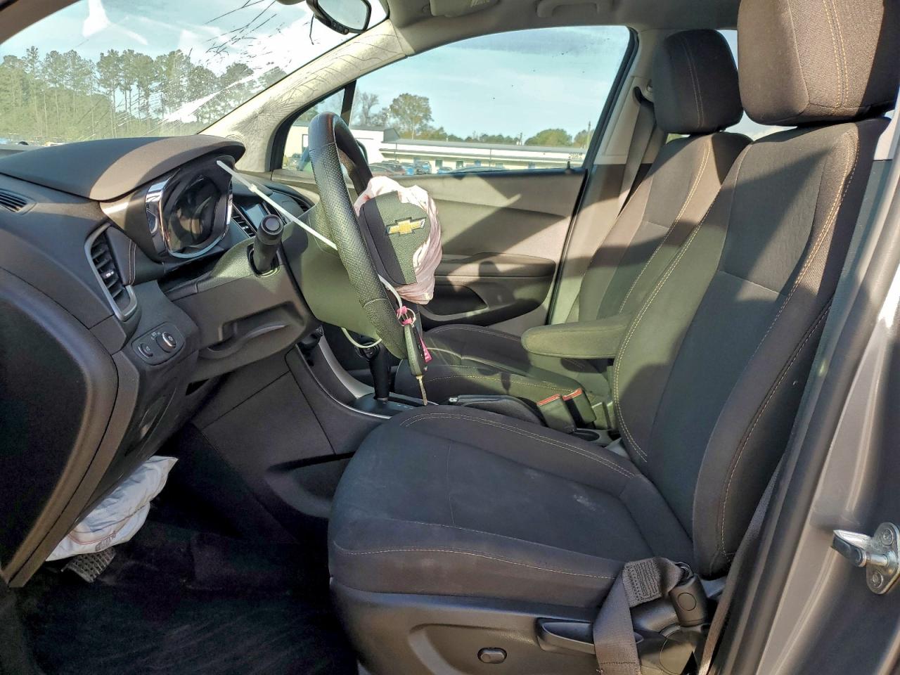 2020 Chevrolet Trax Ls VIN: 3GNCJKSB6LL196514 Lot: 94344945