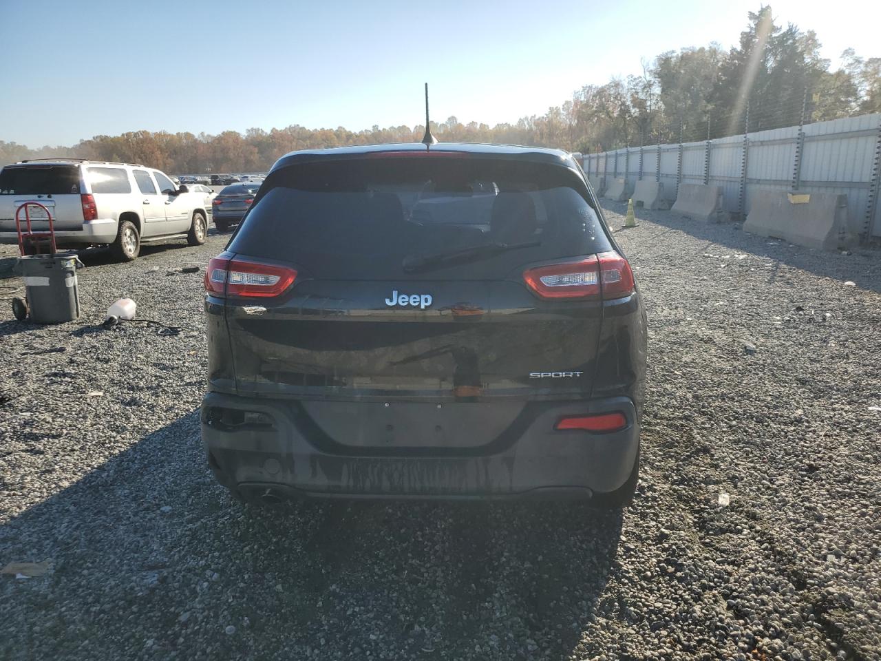 2017 Jeep Cherokee Sport VIN: 1C4PJLAB7HW662292 Lot: 90835355