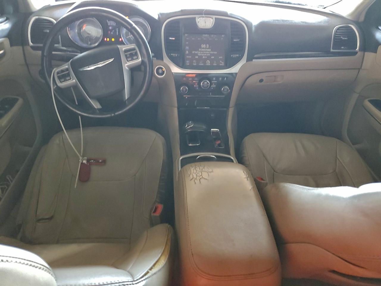 2013 Chrysler 300 VIN: 2C3CCAAGXDH699469 Lot: 94090465