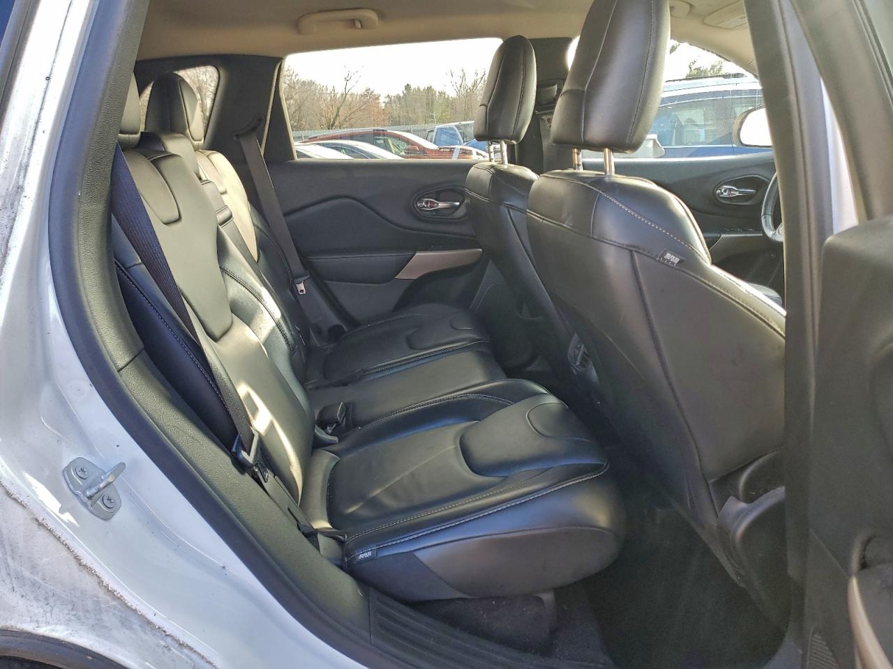 2018 Jeep Cherokee Limited VIN: 1C4PJMDB8JD535411 Lot: 94402255