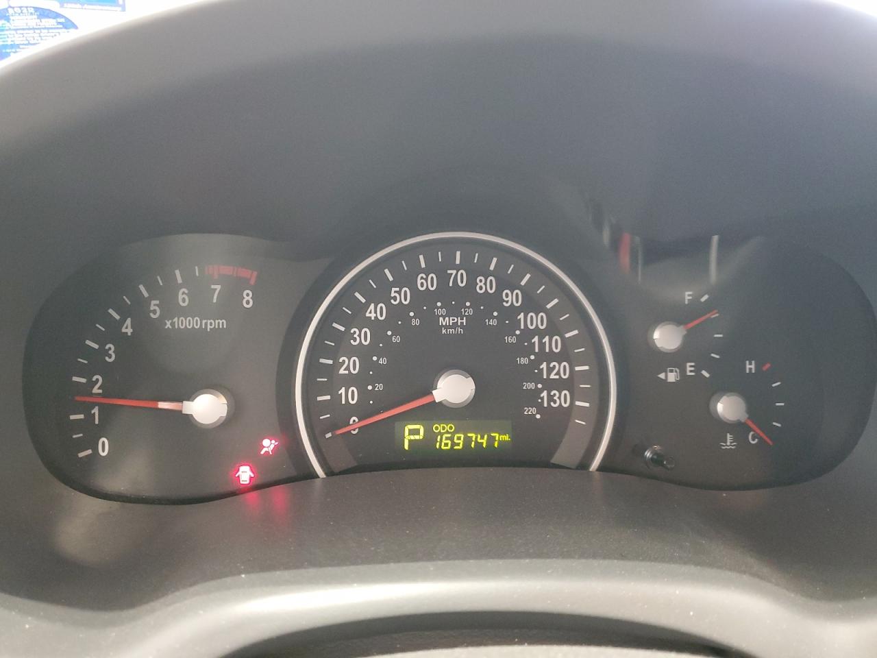 2012 Kia Sedona Lx VIN: KNDMG4C71C6463506 Lot: 92639495