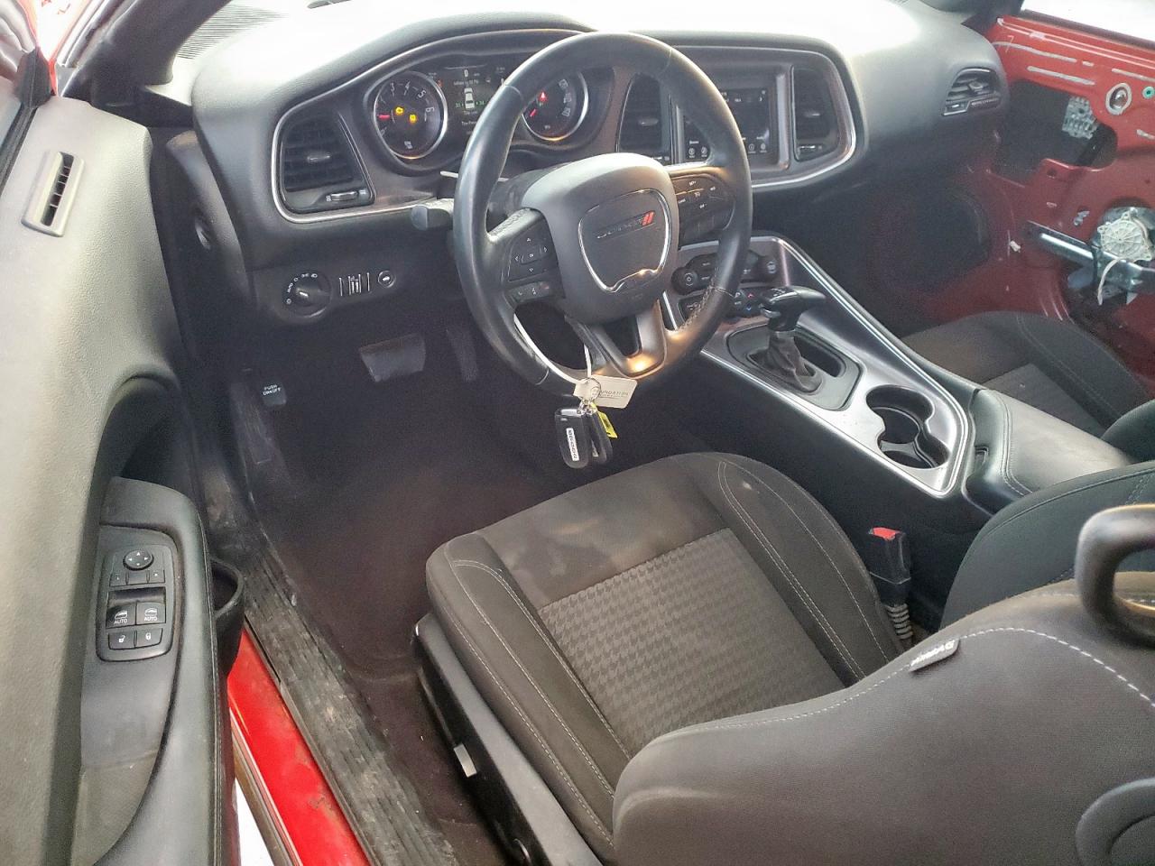 2018 Dodge Challenger Sxt VIN: 2C3CDZAG0JH183466 Lot: 92443365