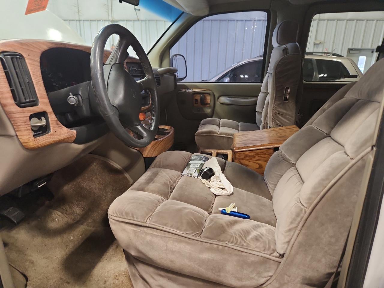 1999 Chevrolet Express G1500 VIN: 1GBFG15R7X1007412 Lot: 91894415