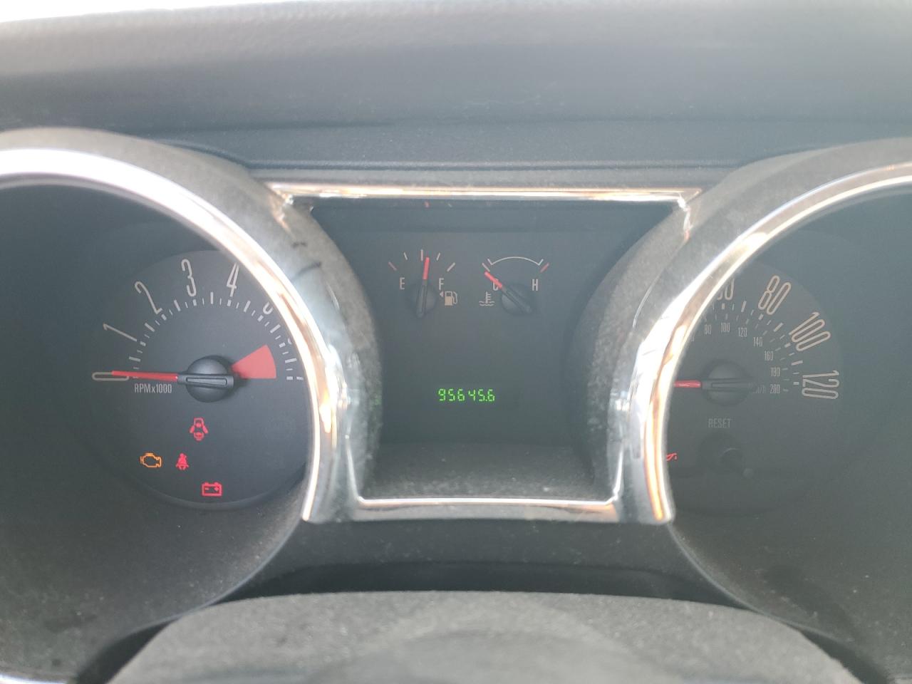 2006 Ford Mustang VIN: 1ZVFT80N565126634 Lot: 92504445