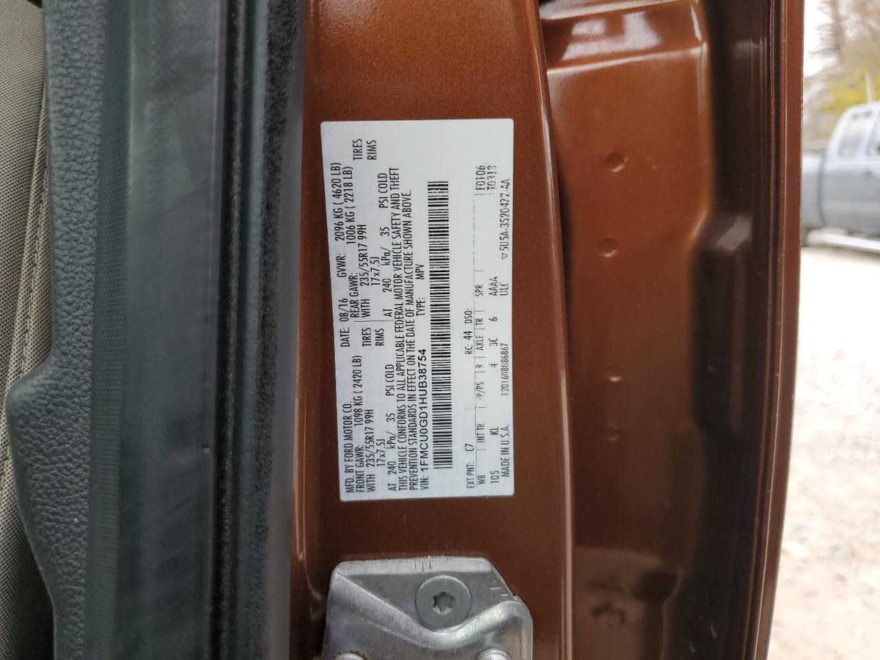 2017 Ford Escape Se VIN: 1FMCU0GD1HUB38754 Lot: 92030255