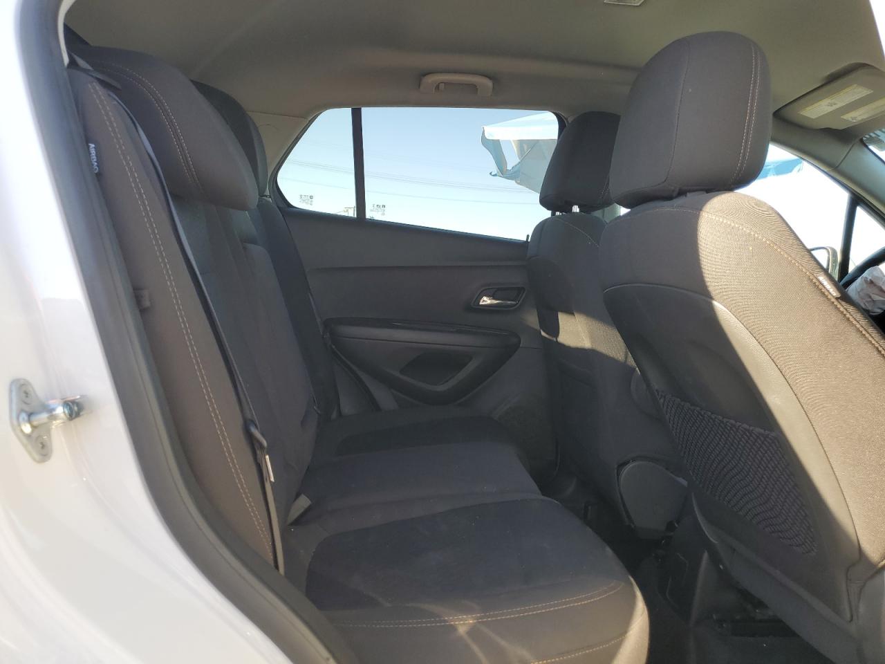 2020 Chevrolet Trax Ls VIN: KL7CJKSB8LB023469 Lot: 91883315