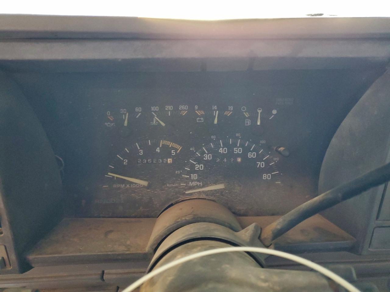 1993 Chevrolet Gmt-400 K1500 VIN: 2GCEK19K0P1238732 Lot: 93479175