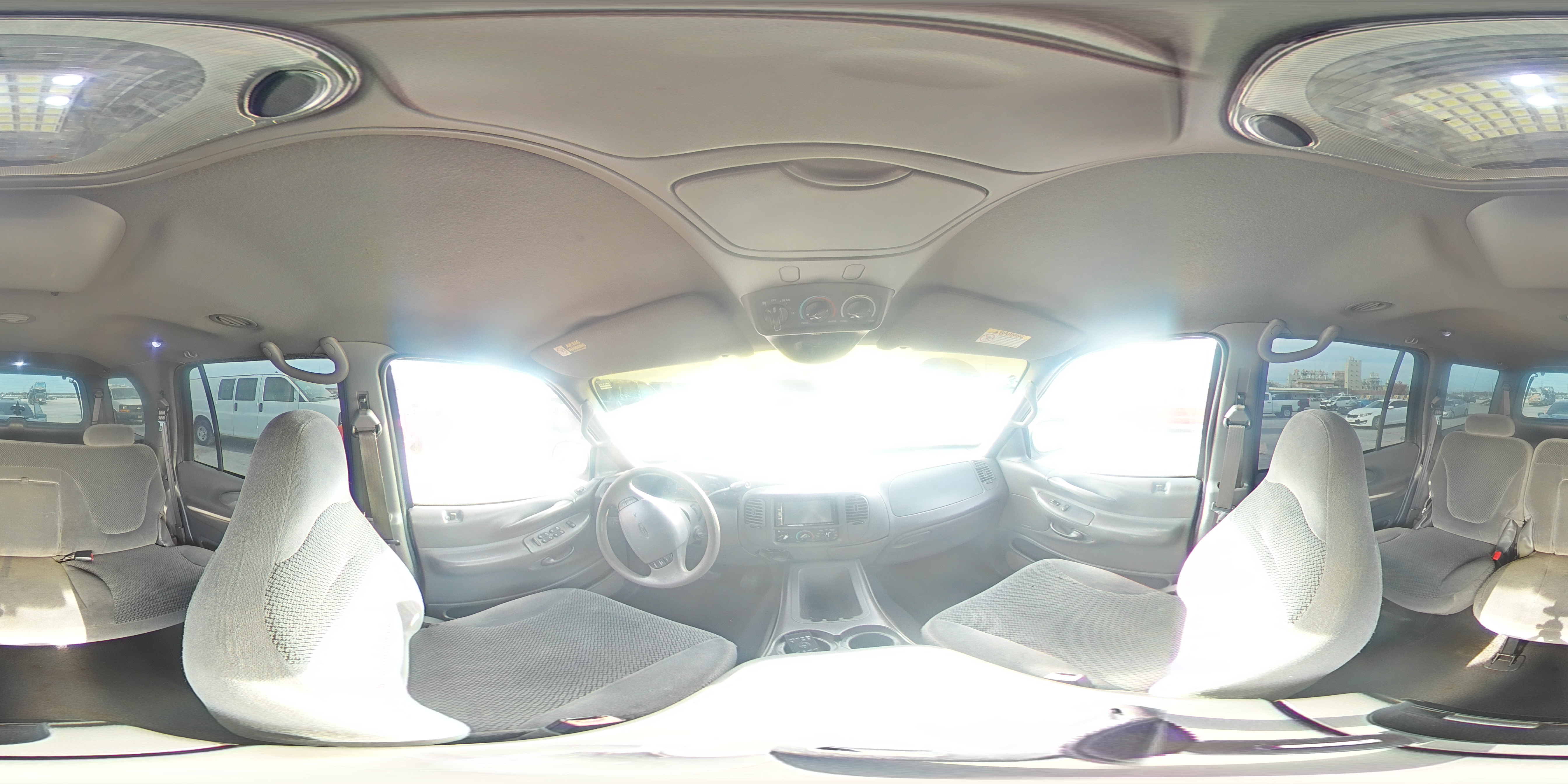 2001 Ford Expedition Xlt VIN: 1FMRU15W41LA52337 Lot: 93027175