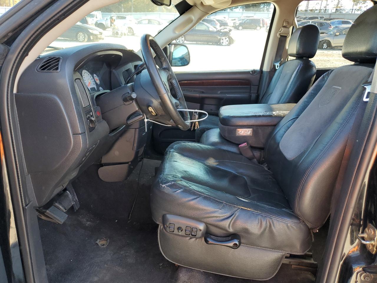 2003 Dodge Ram 1500 St VIN: 1D7HA18D93S329615 Lot: 93154355