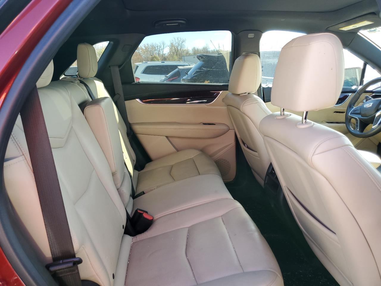 2017 Cadillac Xt5 Premium Luxury VIN: 1GYKNERS1HZ124131 Lot: 91189295