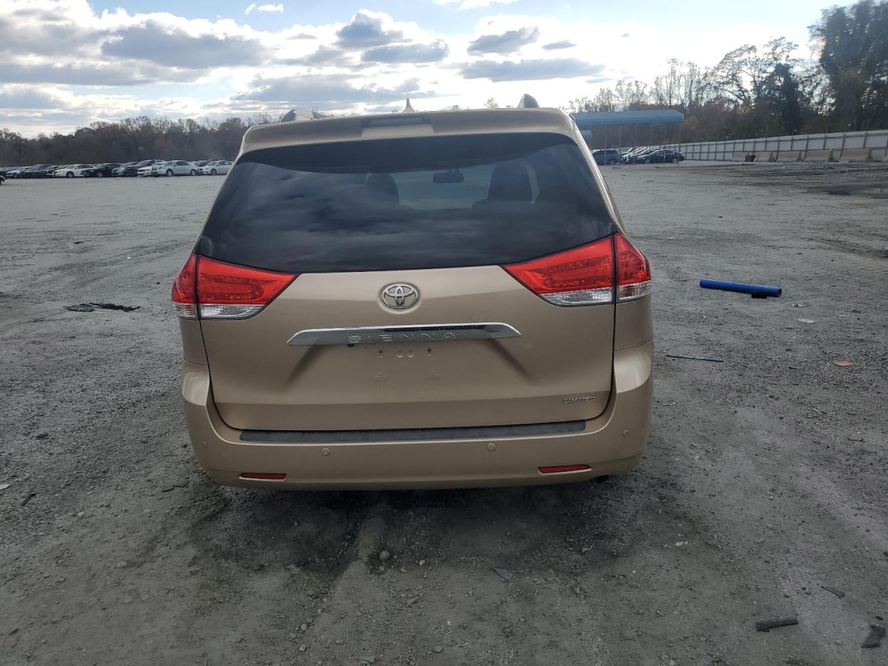 2012 Toyota Sienna Xle VIN: 5TDYK3DC6CS228525 Lot: 91387255