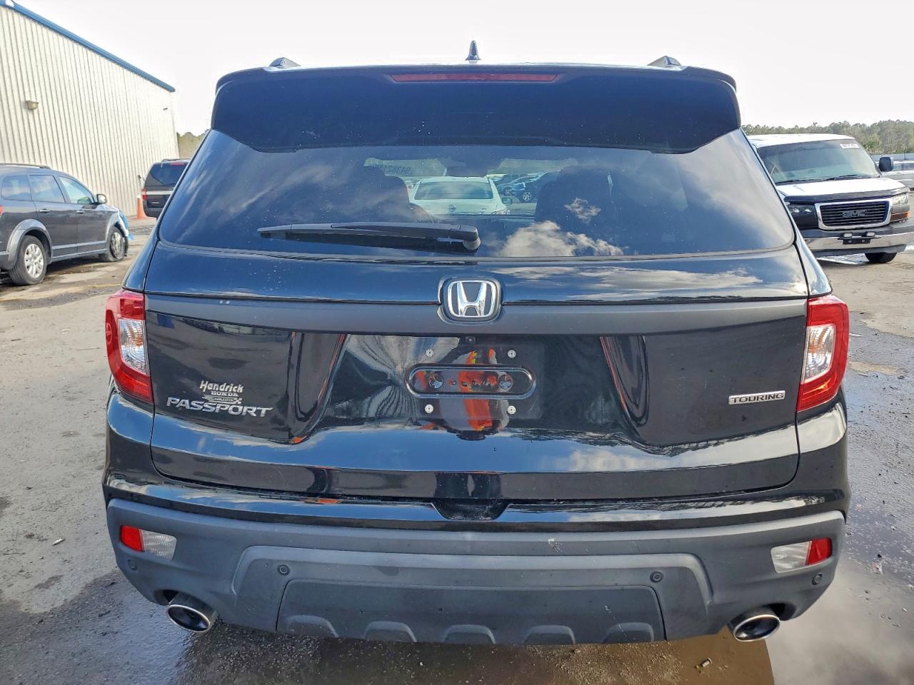 2019 Honda Passport Touring VIN: 5FNYF7H92KB000910 Lot: 94382155