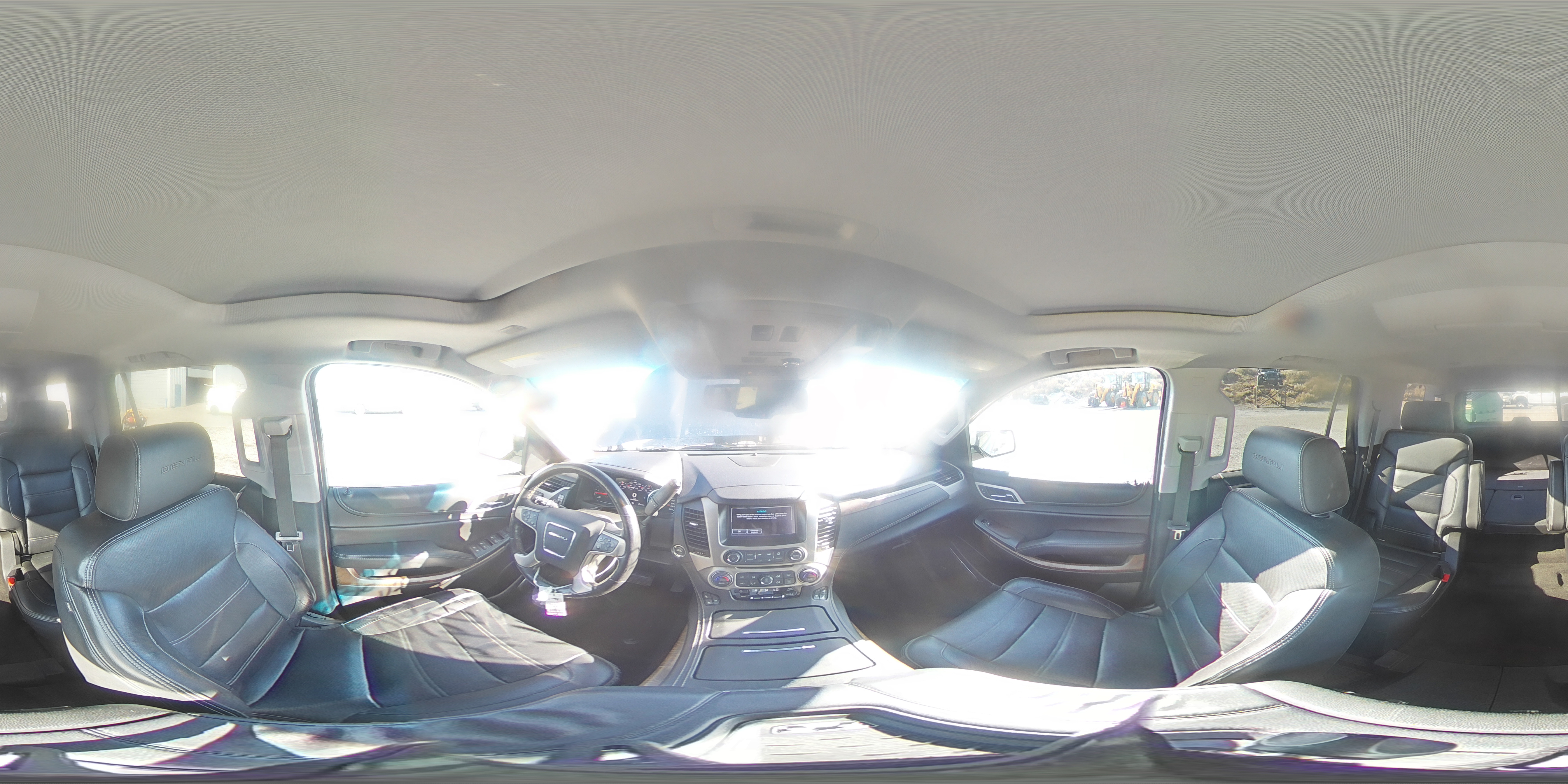 2018 GMC Yukon Denali VIN: 1GKS2CKJ0JR169351 Lot: 92751195