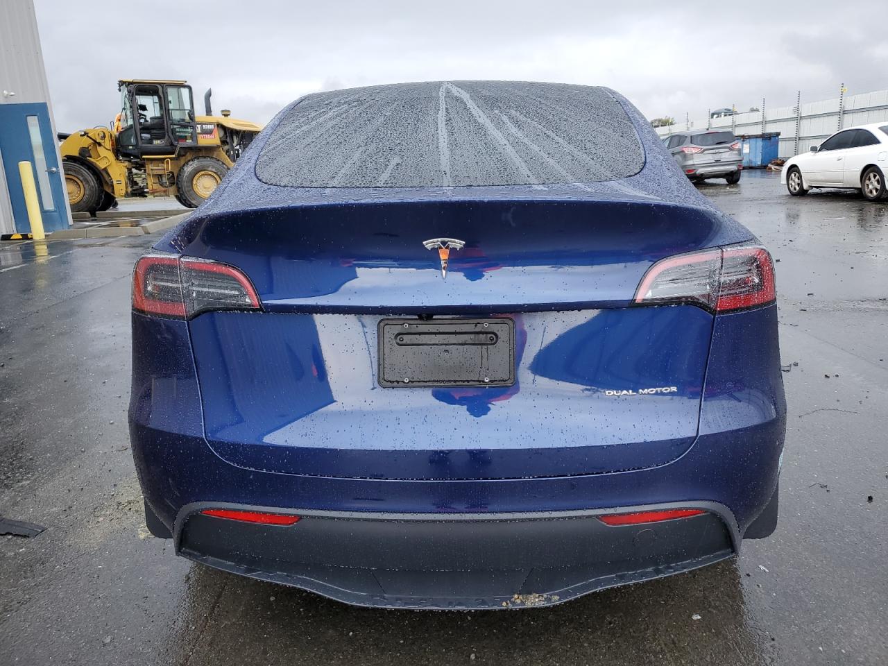 2025 Tesla Model Y VIN: 7SAYGDEE7SF290464 Lot: 93016905