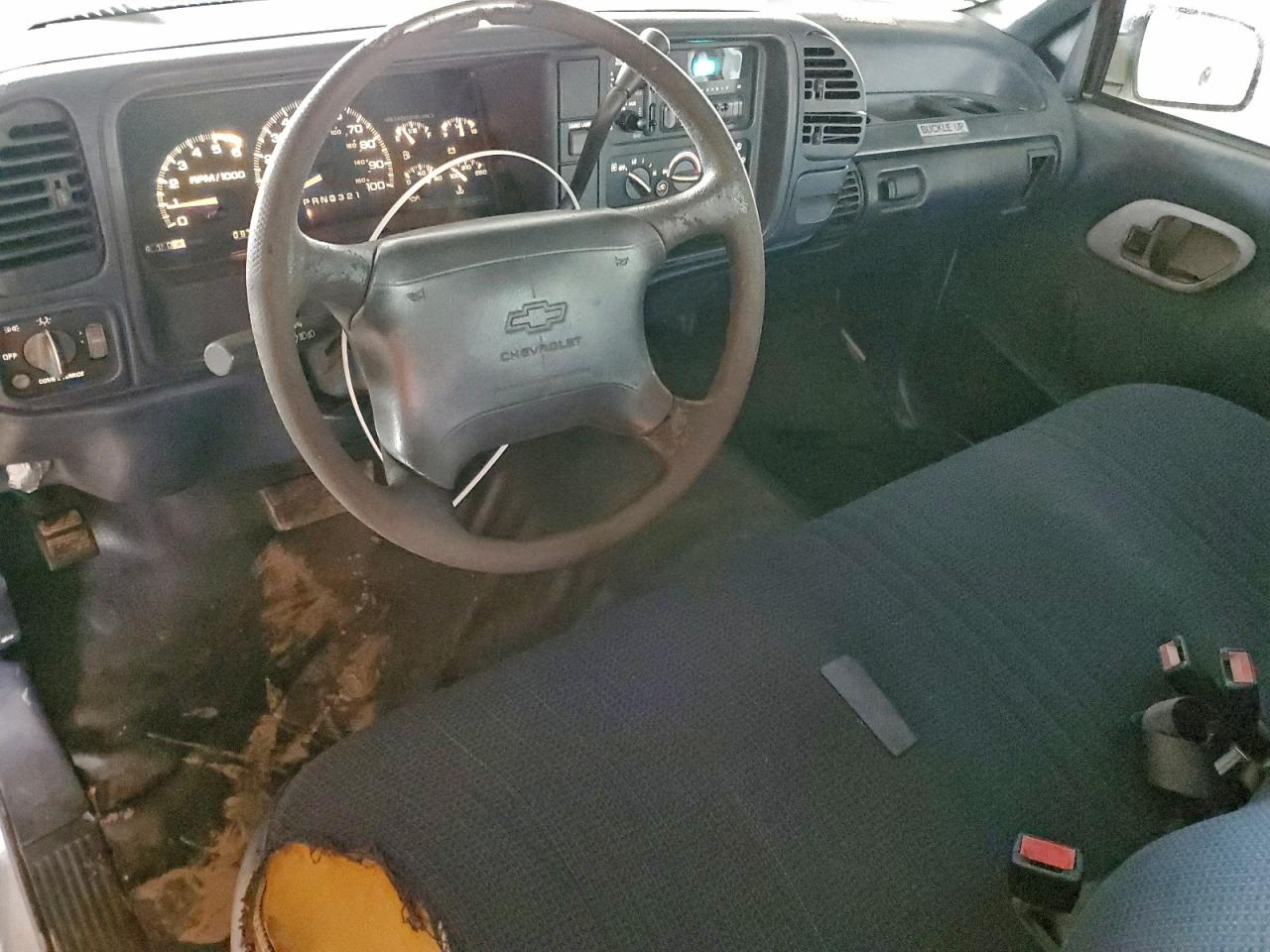 1996 Chevrolet Gmt-400 C1500 VIN: 1GCEC14W2TZ177926 Lot: 93827875