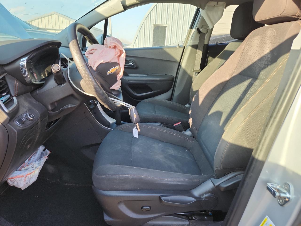 2022 Chevrolet Trax Ls VIN: KL7CJNSM3NB545187 Lot: 93216305