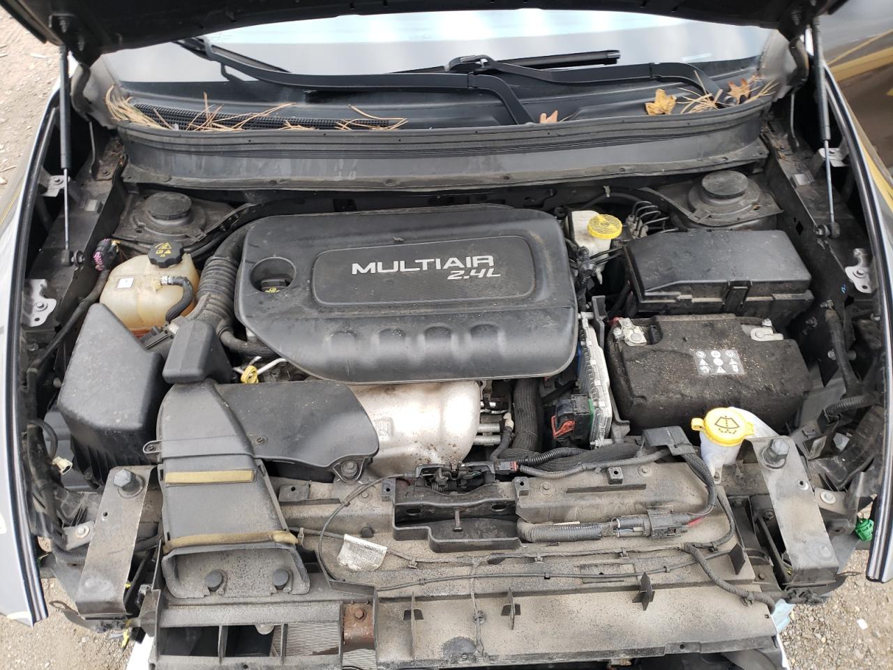 2017 Jeep Cherokee Latitude VIN: 1C4PJMCB6HW660228 Lot: 92260205