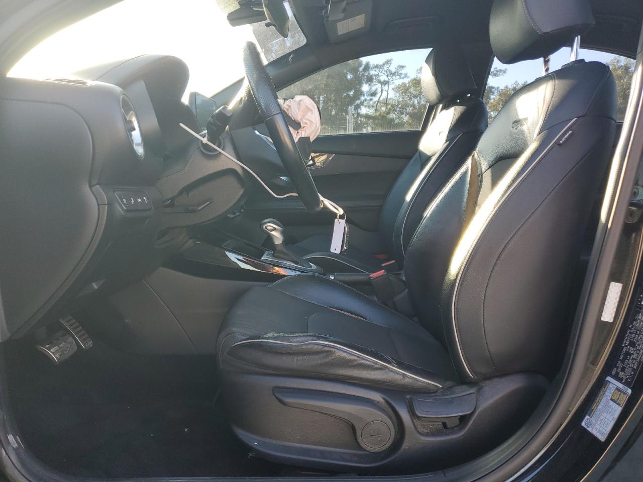 2021 Kia Forte Gt Line VIN: 3KPF34AD2ME285971 Lot: 92825845