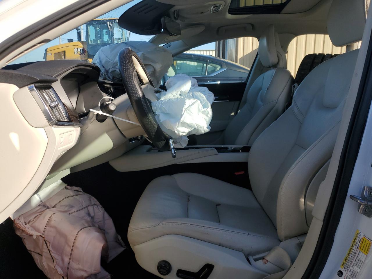 2017 Volvo S90 T6 Momentum VIN: YV1A22MK4H1012089 Lot: 92360395