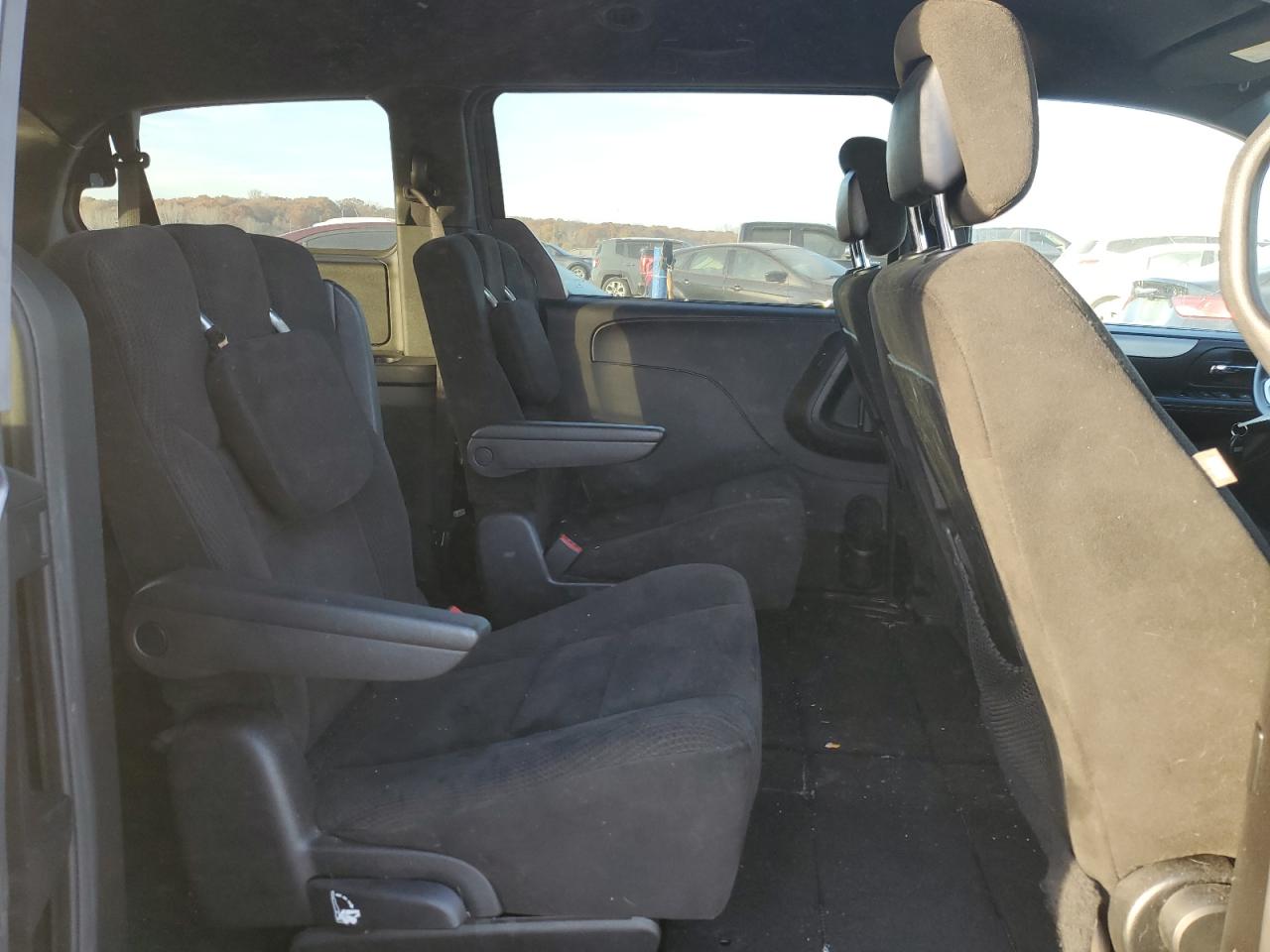 2015 Dodge Grand Caravan Sxt VIN: 2C4RDGCG9FR635827 Lot: 92014115