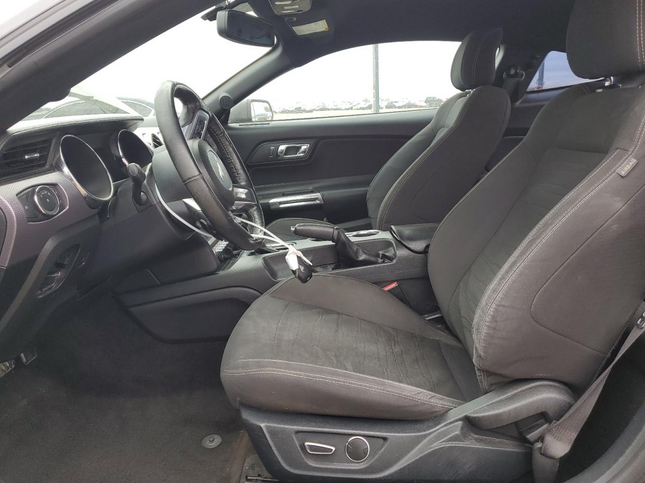 2016 Ford Mustang VIN: 1FA6P8TH4G5257185 Lot: 92724875