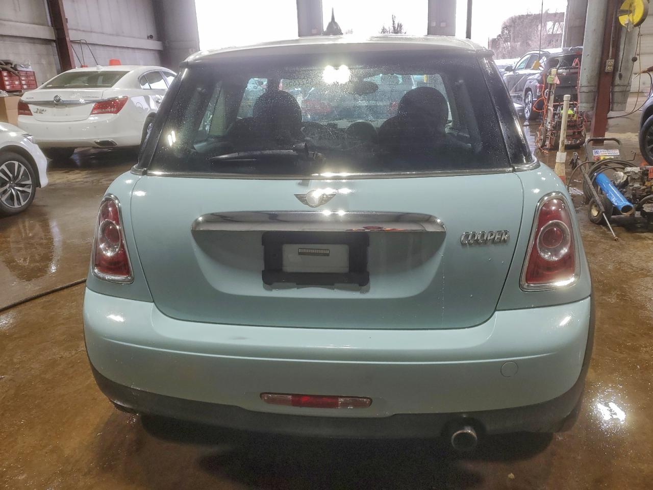 2011 Mini Cooper VIN: WMWSU3C57BT095788 Lot: 93442235