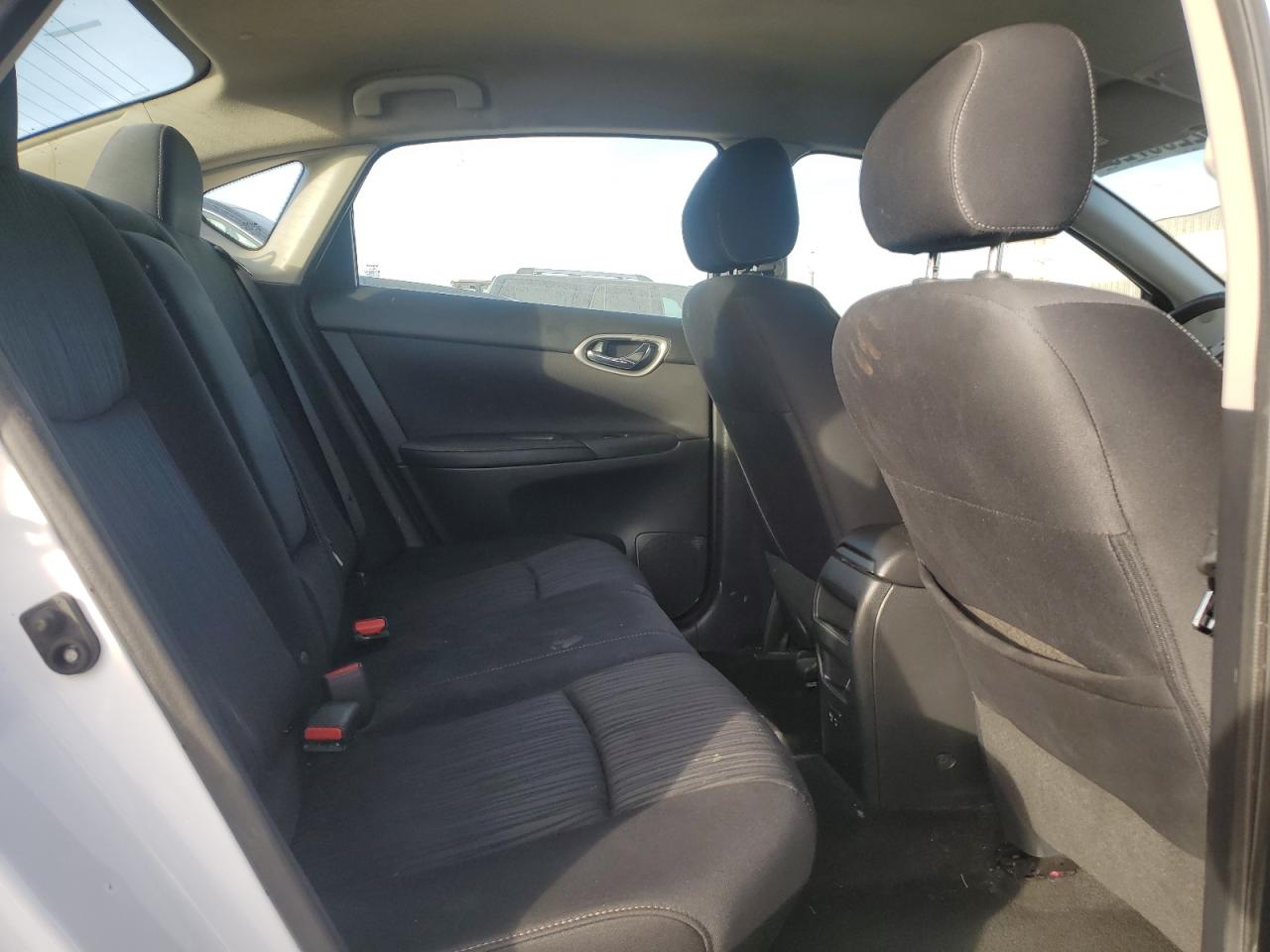 2019 Nissan Sentra S VIN: 3N1AB7AP1KL611022 Lot: 92286725