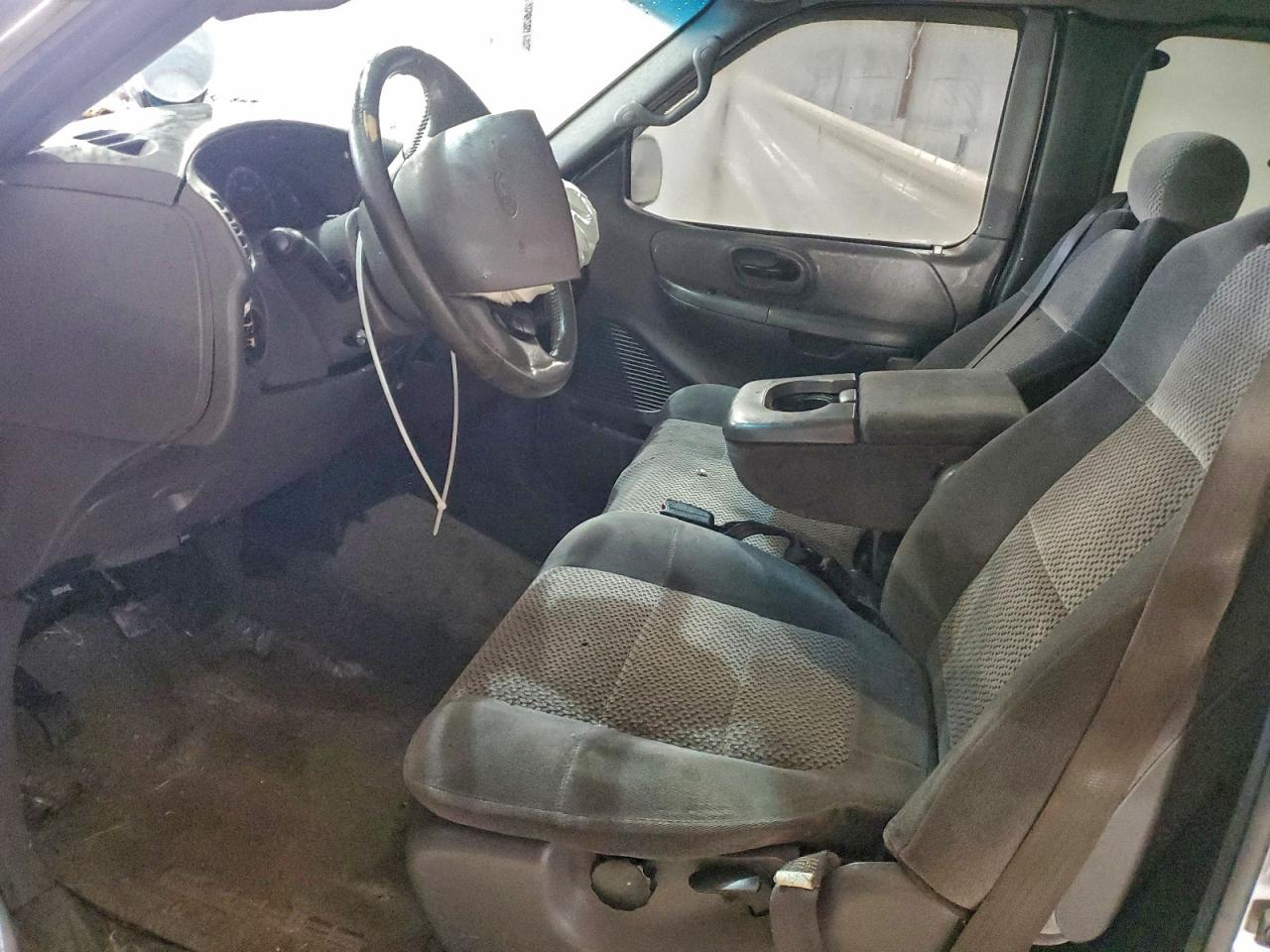 2001 Ford F150 VIN: 1FTRX18L41NB87691 Lot: 94085935