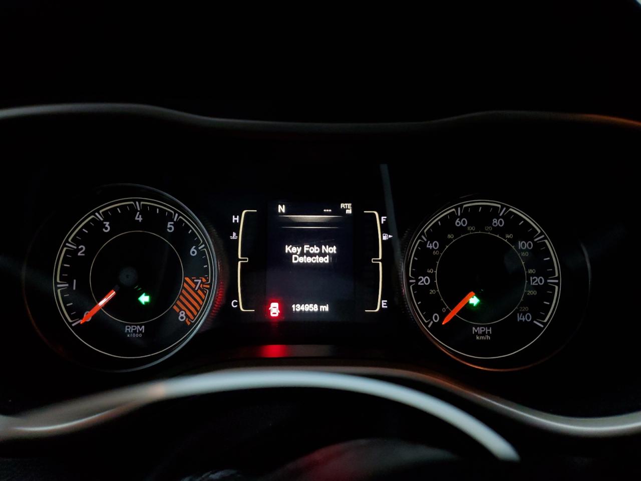 2015 Jeep Cherokee Latitude VIN: 1C4PJMCS7FW501800 Lot: 90997325