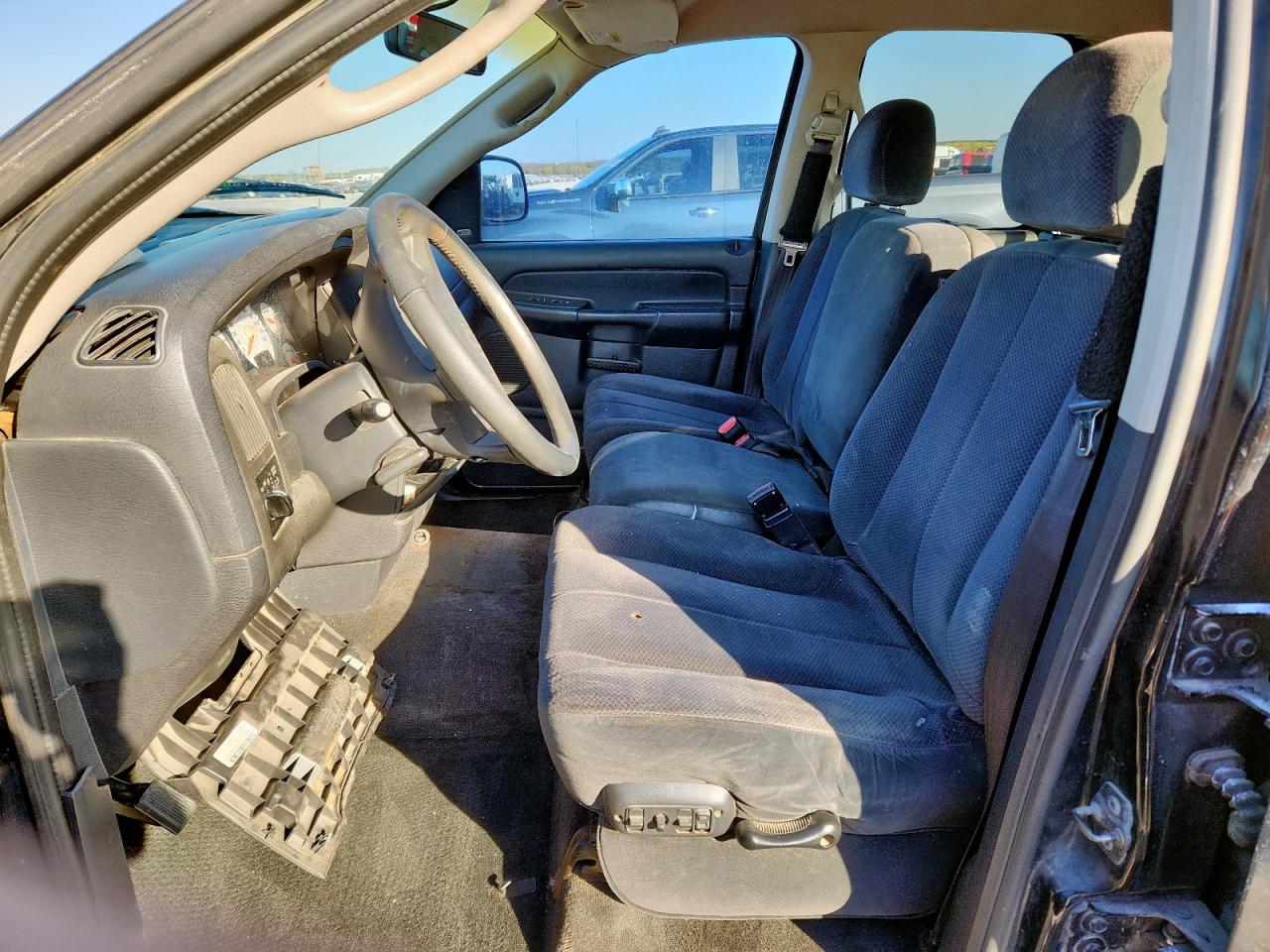 2002 Dodge Ram 1500 VIN: 1D7HA18N42S547260 Lot: 93007115