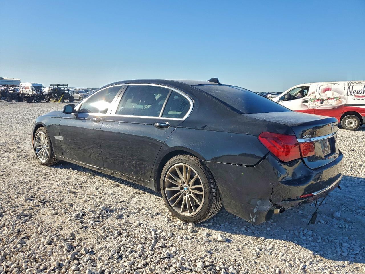 Фото: WBAYF8C55ED141764