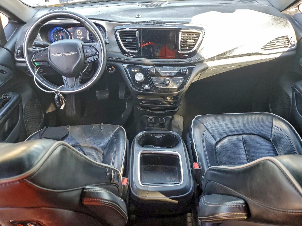 2018 Chrysler Pacifica Limited VIN: 2C4RC1GGXJR358317 Lot: 93924765