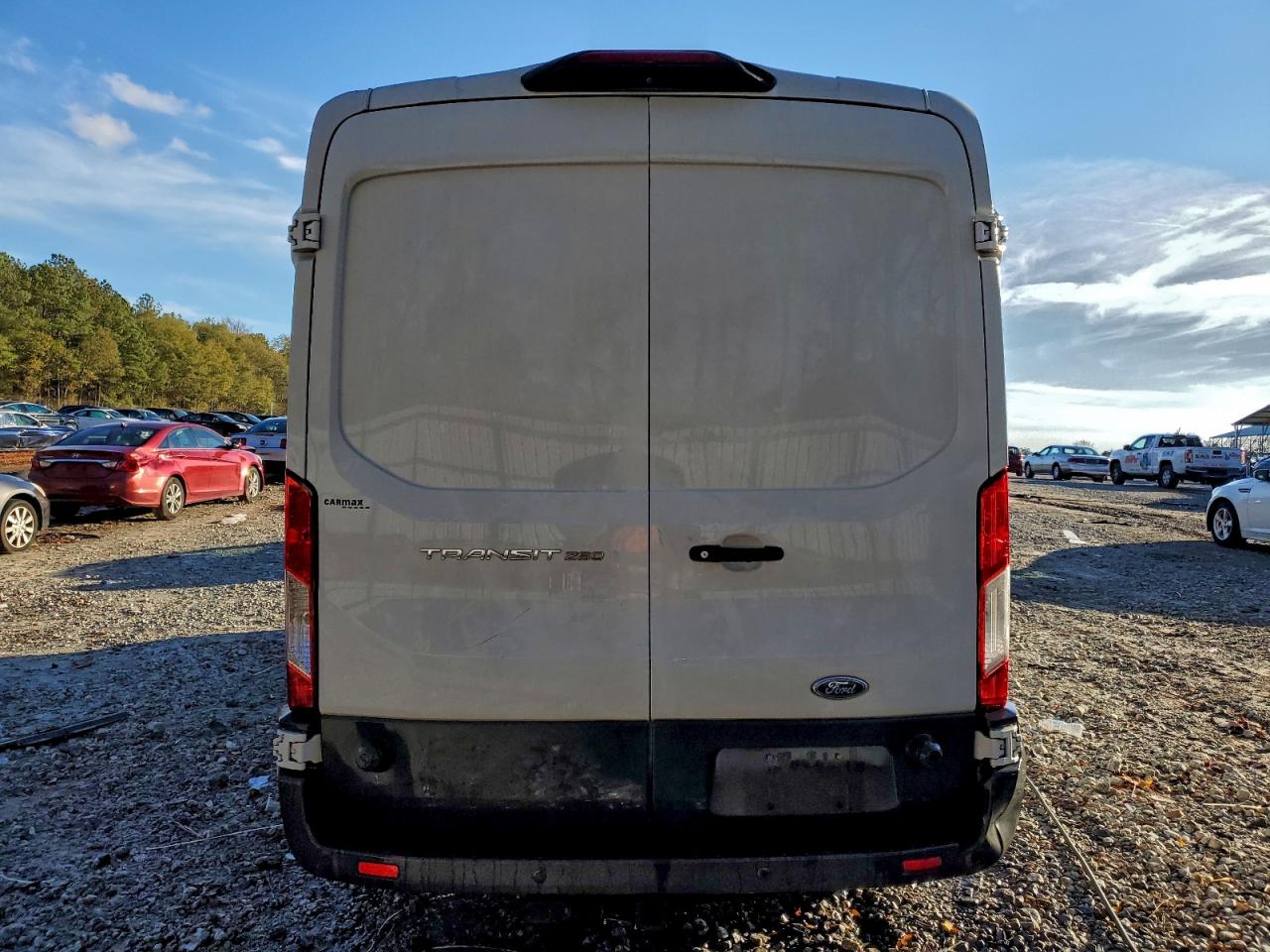 2018 Ford Transit T-250 VIN: 1FTYR2CM4JKB13507 Lot: 94248915