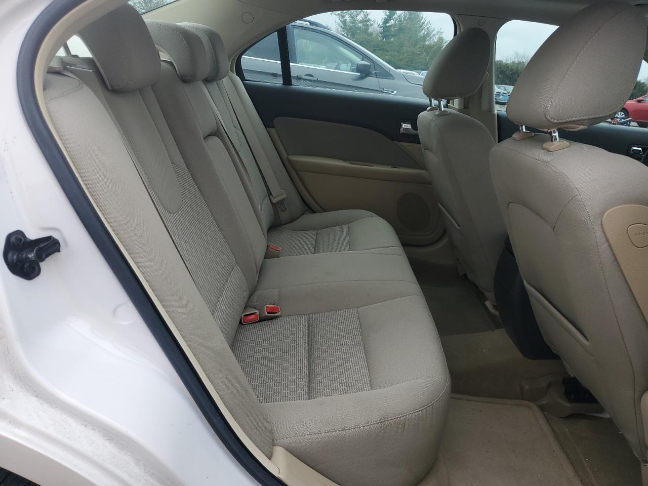 2010 Ford Fusion Se VIN: 3FAHP0HA7AR370333 Lot: 93754915