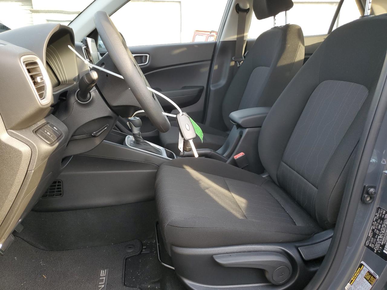 2025 Hyundai Venue Se VIN: KMHRB8A34SU401938 Lot: 92092055