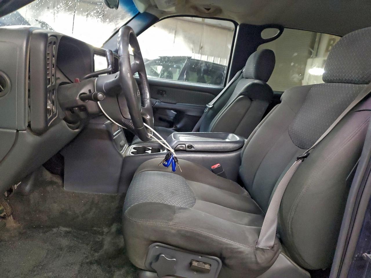 2002 Chevrolet Avalanche K1500 VIN: 3GNEK13TX2G121913 Lot: 93948135