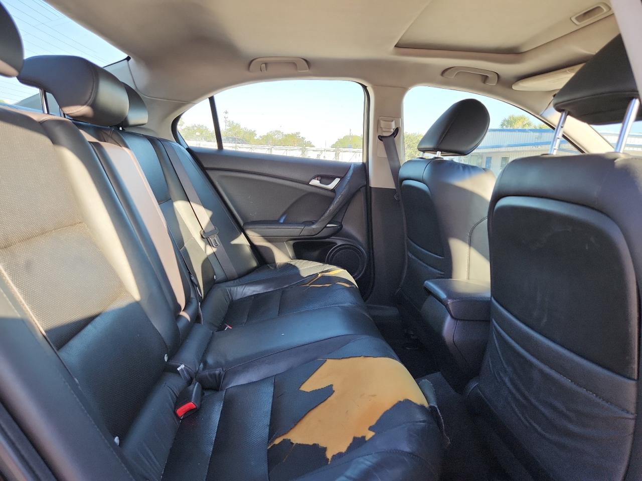 2010 Acura Tsx VIN: JH4CU2F67AC031155 Lot: 92795965