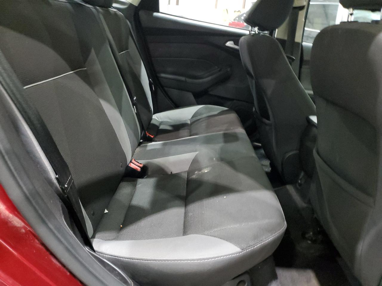 2014 Ford Focus Se VIN: 1FADP3F20EL439279 Lot: 91046485